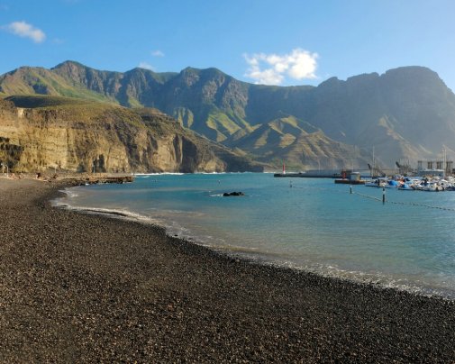 La plage de Las Nieves avec son panorama époustouflant